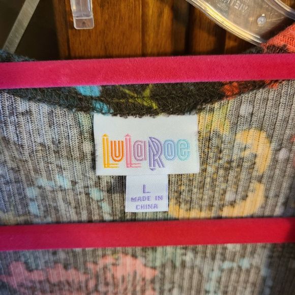 Lularoe - Joy vest - size Large - pretty floral lace - NWOT - Picture 4 of 5